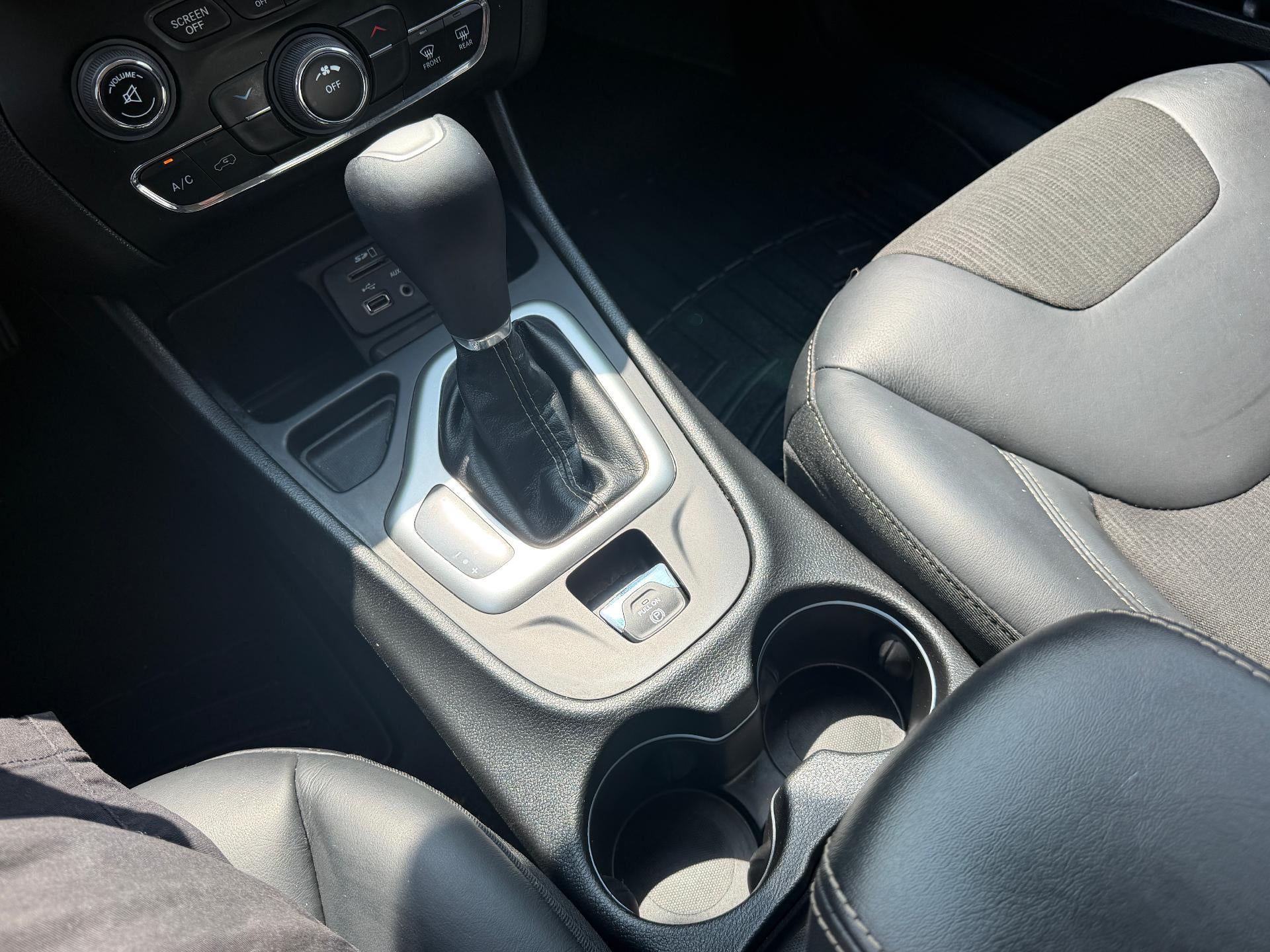 2018 Jeep Cherokee Latitude Plus FWD