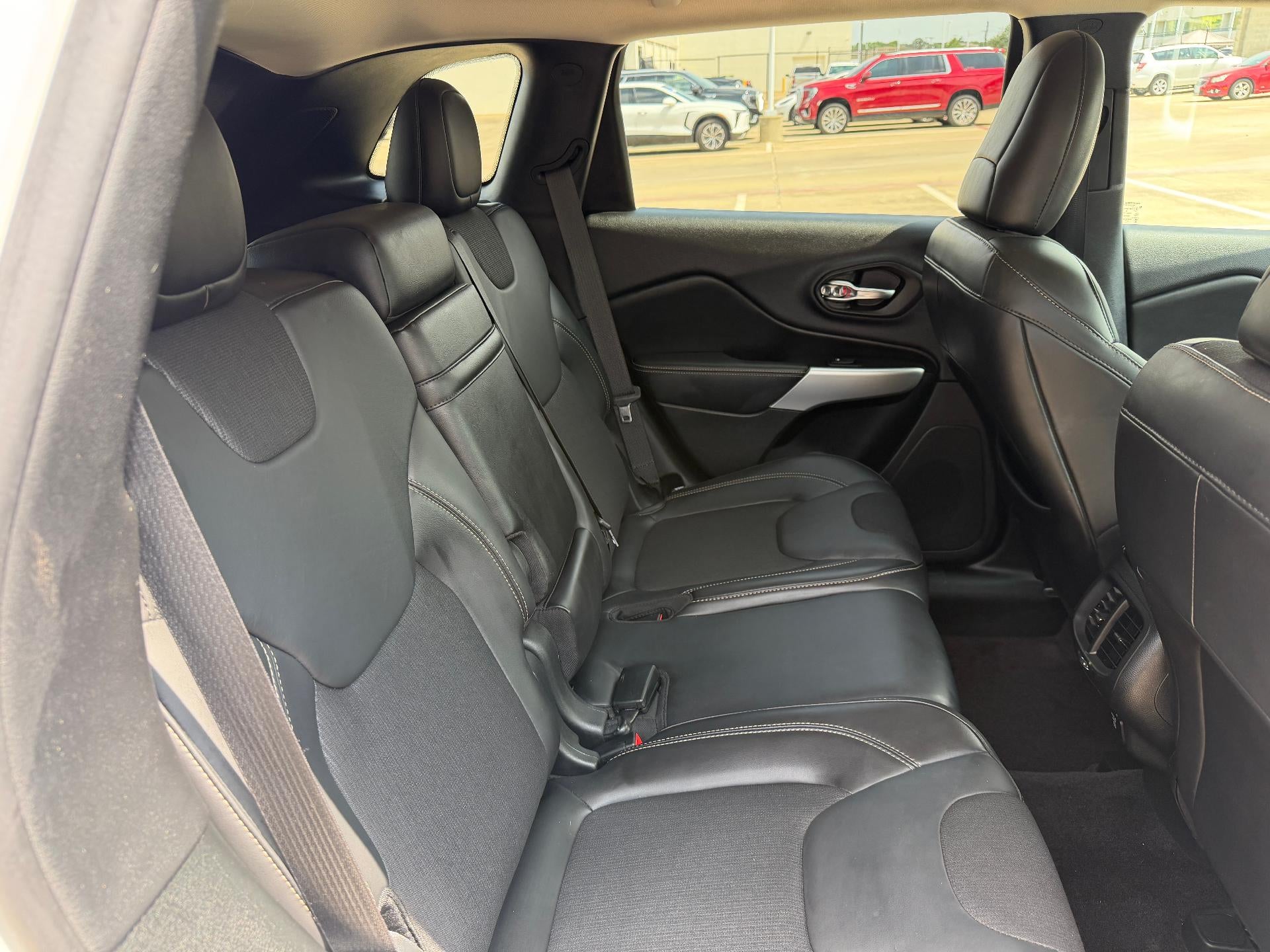 2018 Jeep Cherokee Latitude Plus FWD