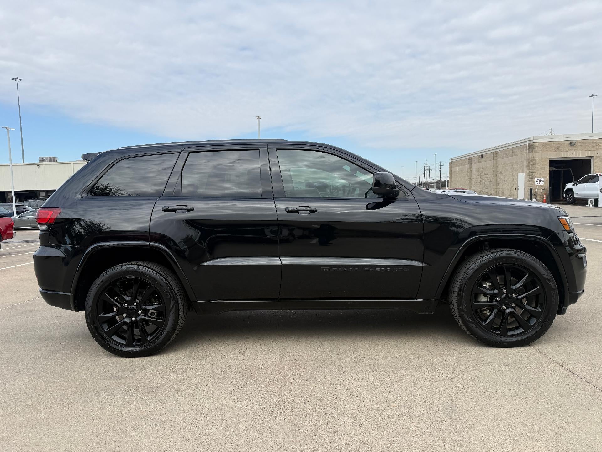 2022 Jeep Grand Cherokee WK Laredo X 4x2
