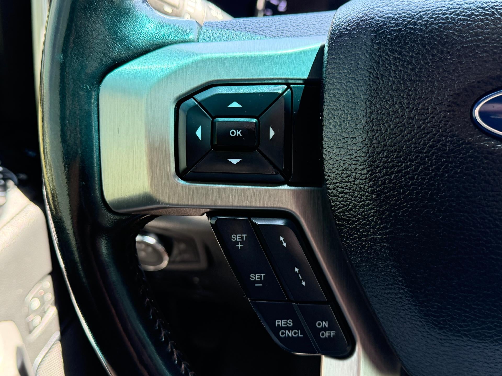 2019 Ford Super Duty F-250 SRW Platinum 4WD Crew Cab 6.75' Box