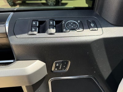 2019 Ford Super Duty F-250 SRW Platinum 4WD Crew Cab 6.75' Box