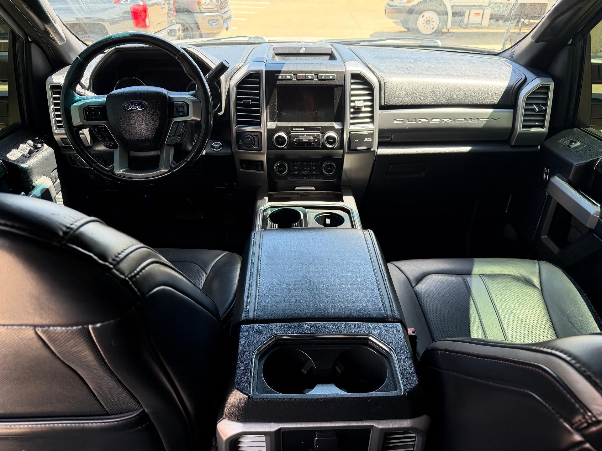 2019 Ford Super Duty F-250 SRW Platinum 4WD Crew Cab 6.75' Box