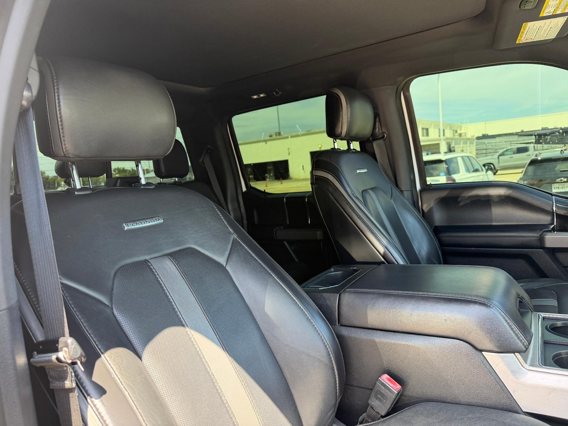 2019 Ford Super Duty F-250 SRW Platinum 4WD Crew Cab 6.75' Box