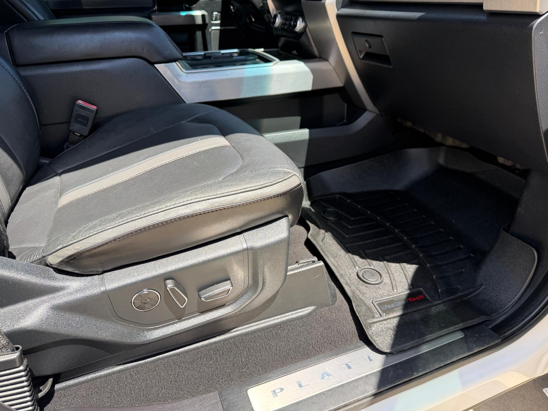 2019 Ford Super Duty F-250 SRW Platinum 4WD Crew Cab 6.75' Box