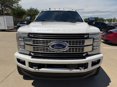 2019 Ford Super Duty F-250 SRW Platinum 4WD Crew Cab 6.75' Box