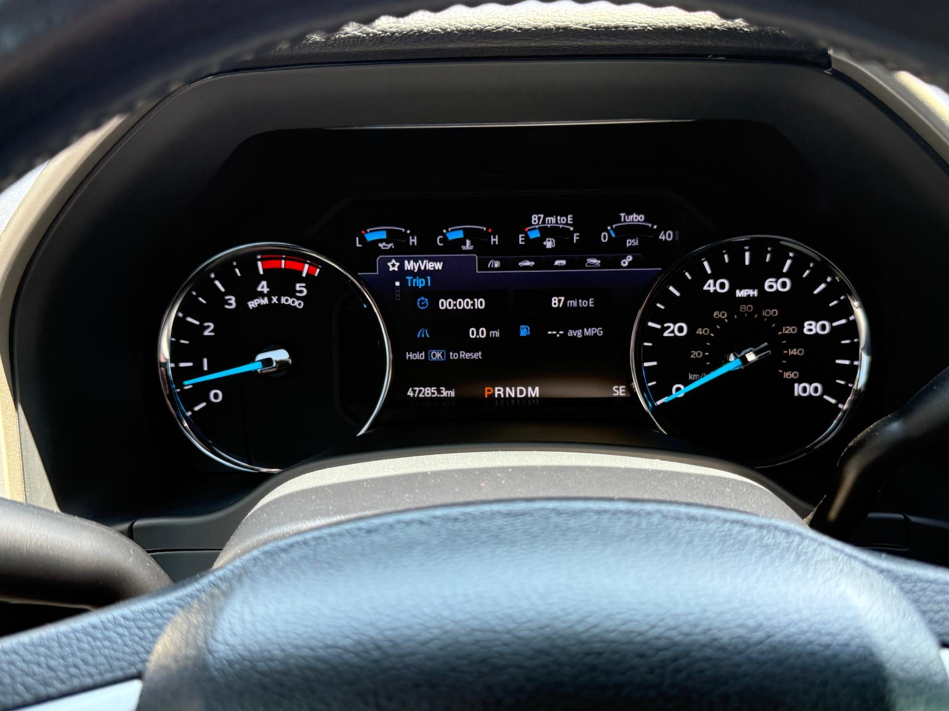 2022 Ford Super Duty F-250 SRW LARIAT 4WD Crew Cab 8' Box