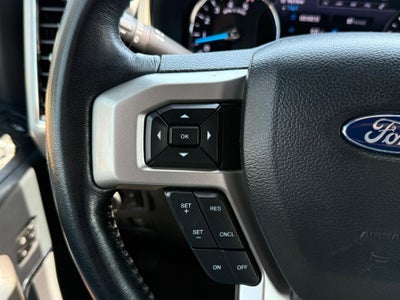 2022 Ford Super Duty F-250 SRW LARIAT 4WD Crew Cab 8' Box