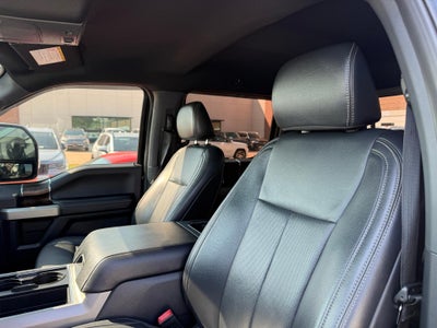 2022 Ford Super Duty F-250 SRW LARIAT 4WD Crew Cab 8' Box