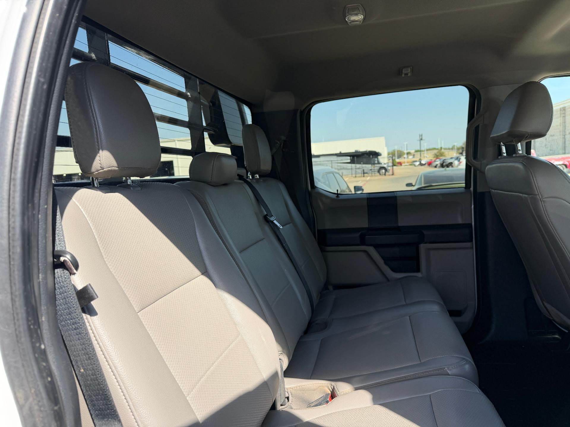 2022 Ford Super Duty F-250 SRW XL 4WD Crew Cab 6.75' Box