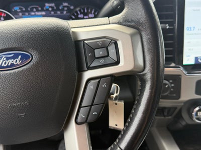 2022 Ford Super Duty F-250 SRW LARIAT 4WD Crew Cab 8' Box