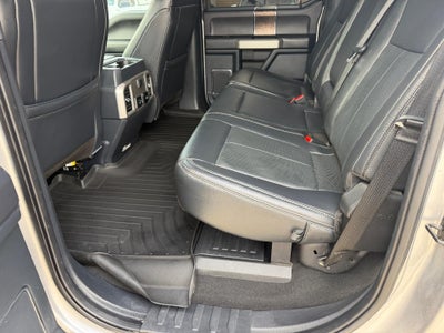 2022 Ford Super Duty F-250 SRW LARIAT 4WD Crew Cab 8' Box