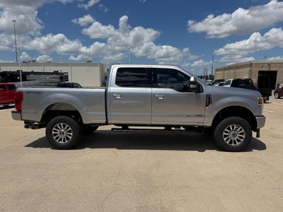 2022 Ford Super Duty F-250 SRW LARIAT 4WD Crew Cab 8' Box