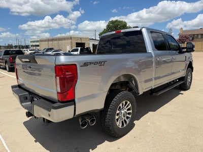 2022 Ford Super Duty F-250 SRW LARIAT 4WD Crew Cab 8' Box
