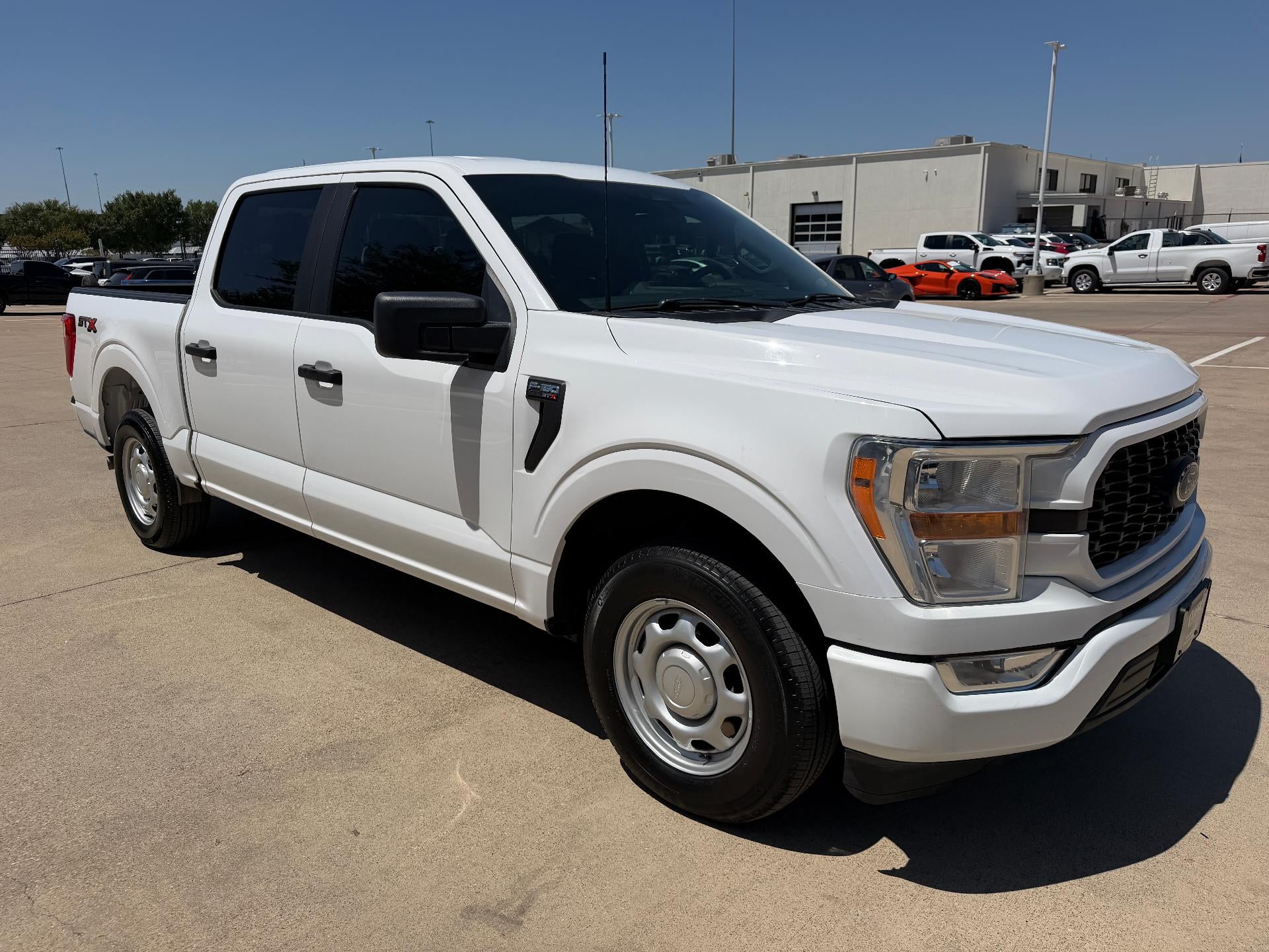 2022 Ford F-150 XL 2WD SuperCrew 5.5' Box