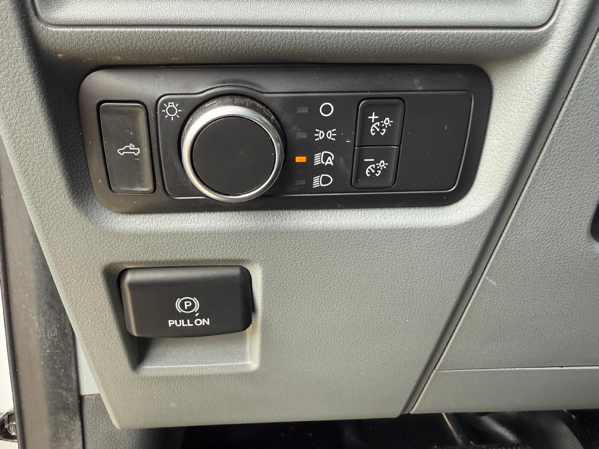 2021 Ford F-150 XL 2WD SuperCrew 5.5' Box