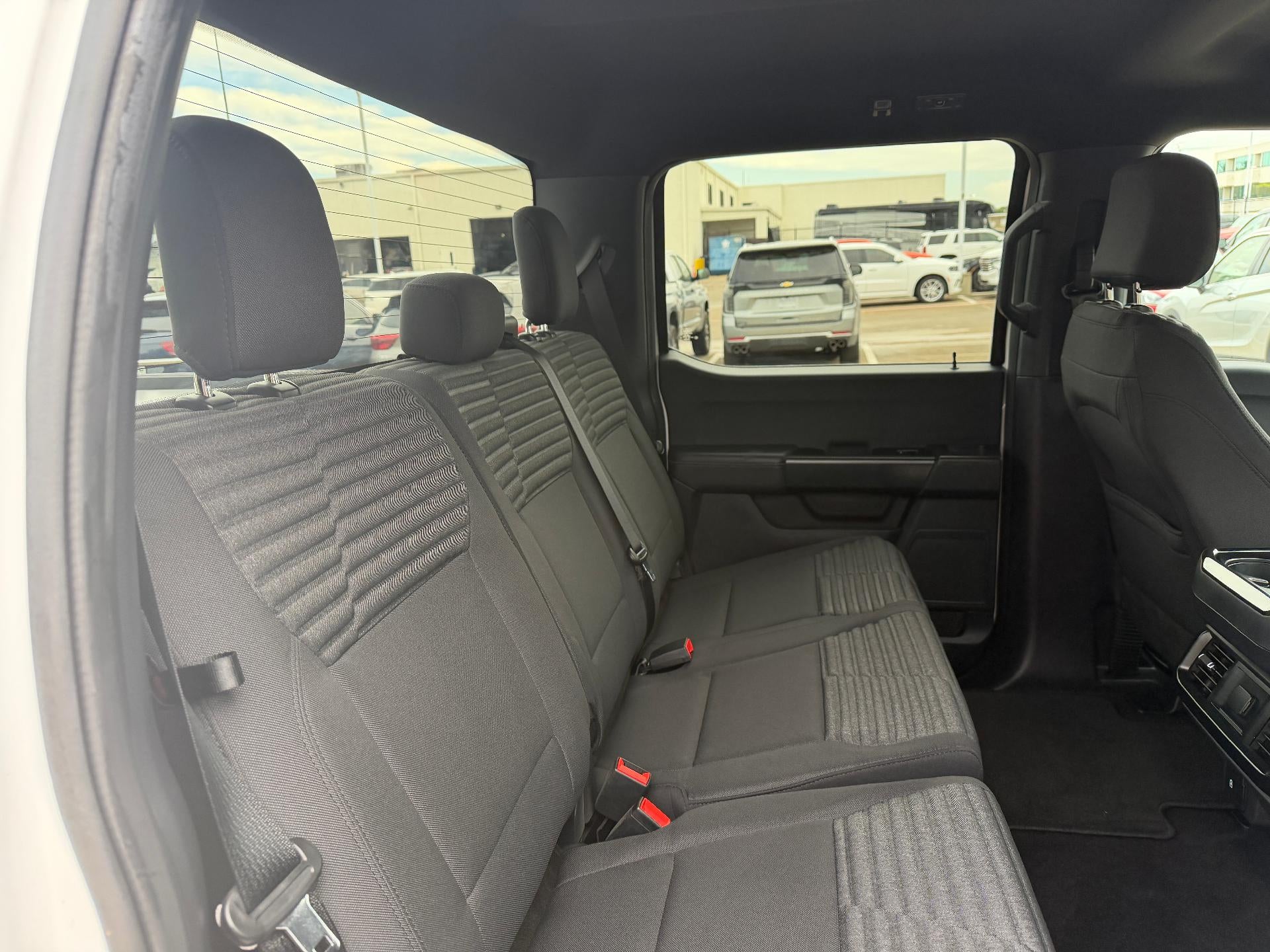 2023 Ford F-150 XL 2WD SuperCrew 5.5' Box