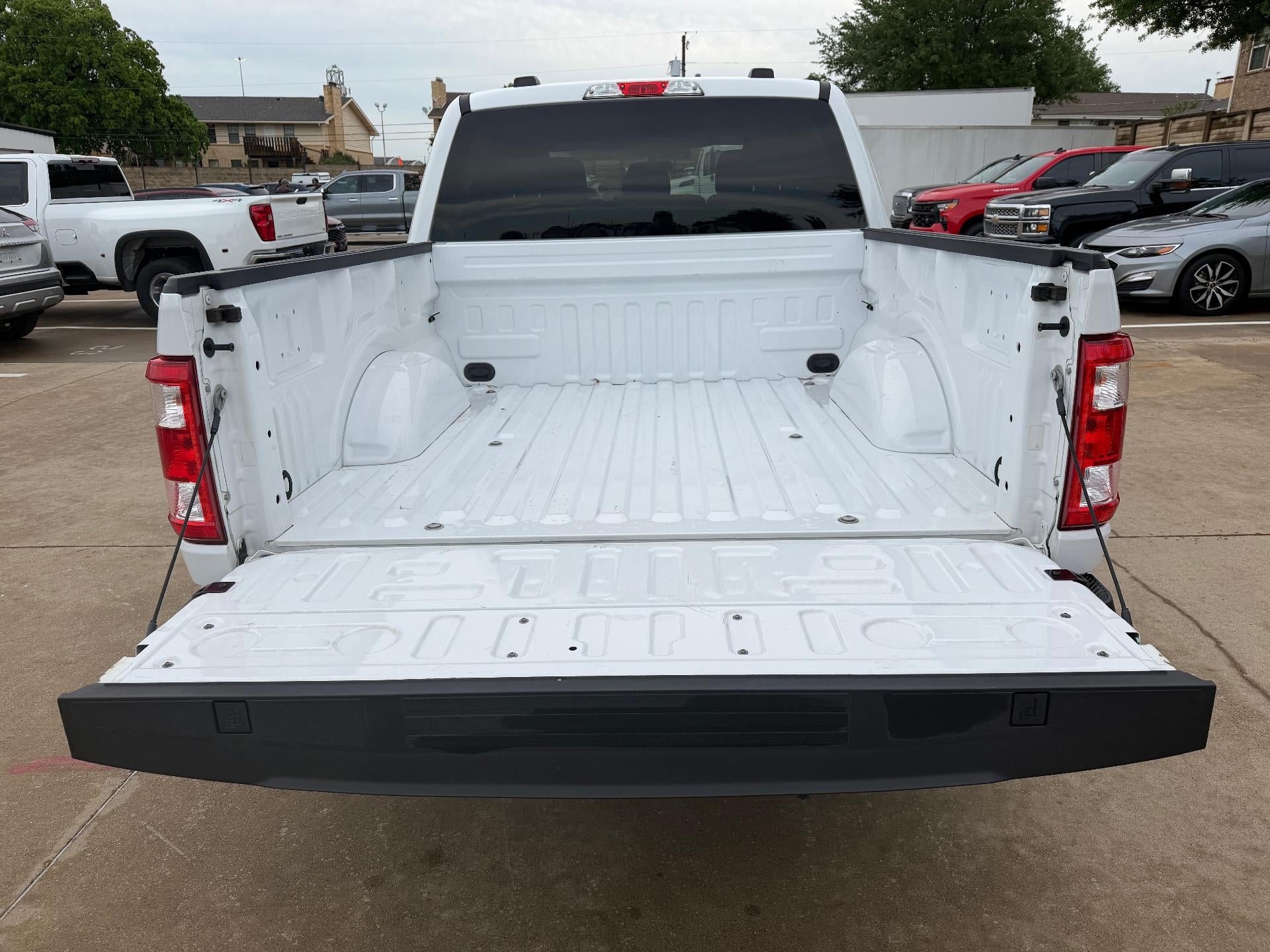 2023 Ford F-150 XL 2WD SuperCrew 5.5' Box