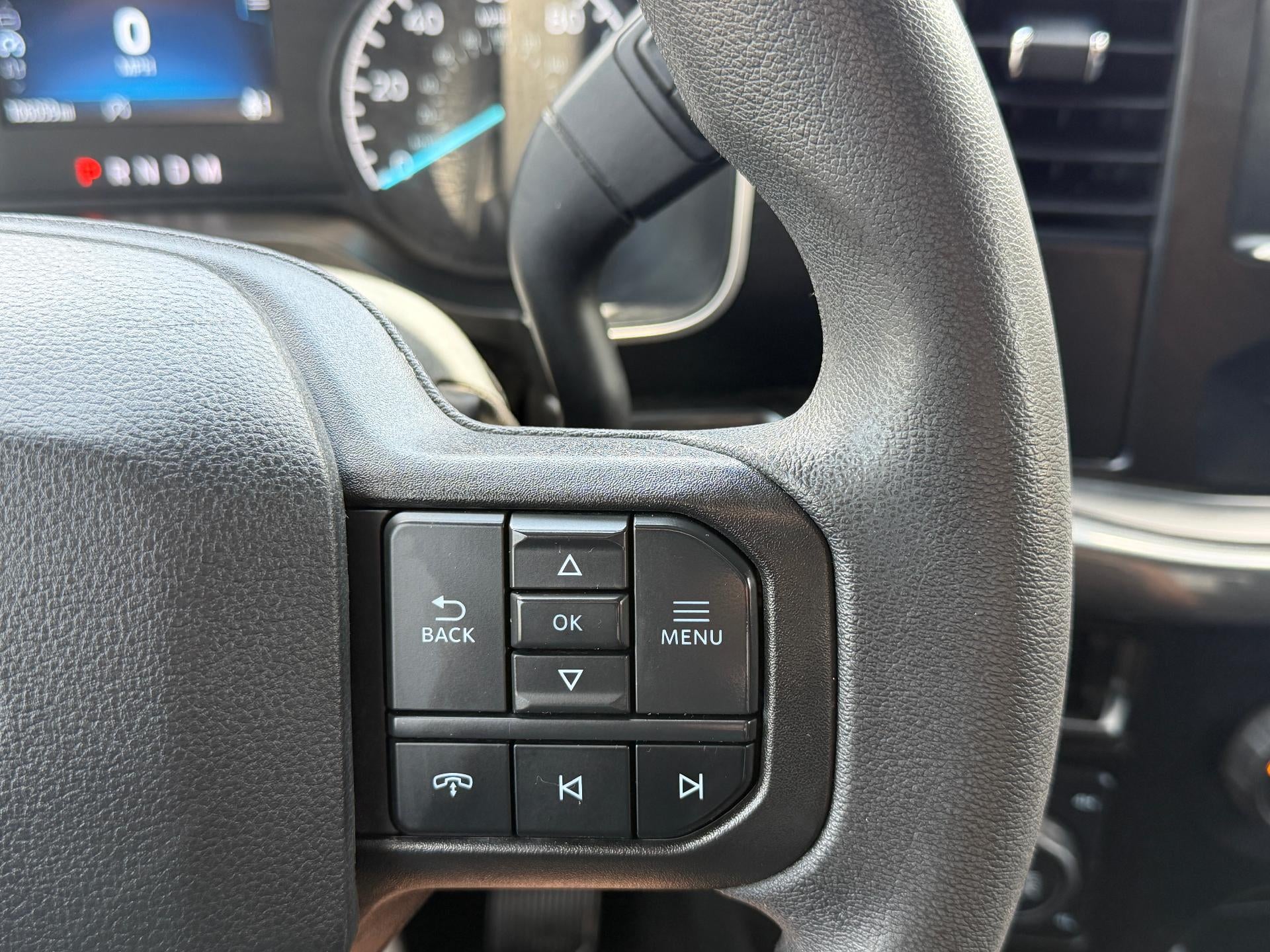2023 Ford F-150 XL 4WD SuperCrew 5.5' Box