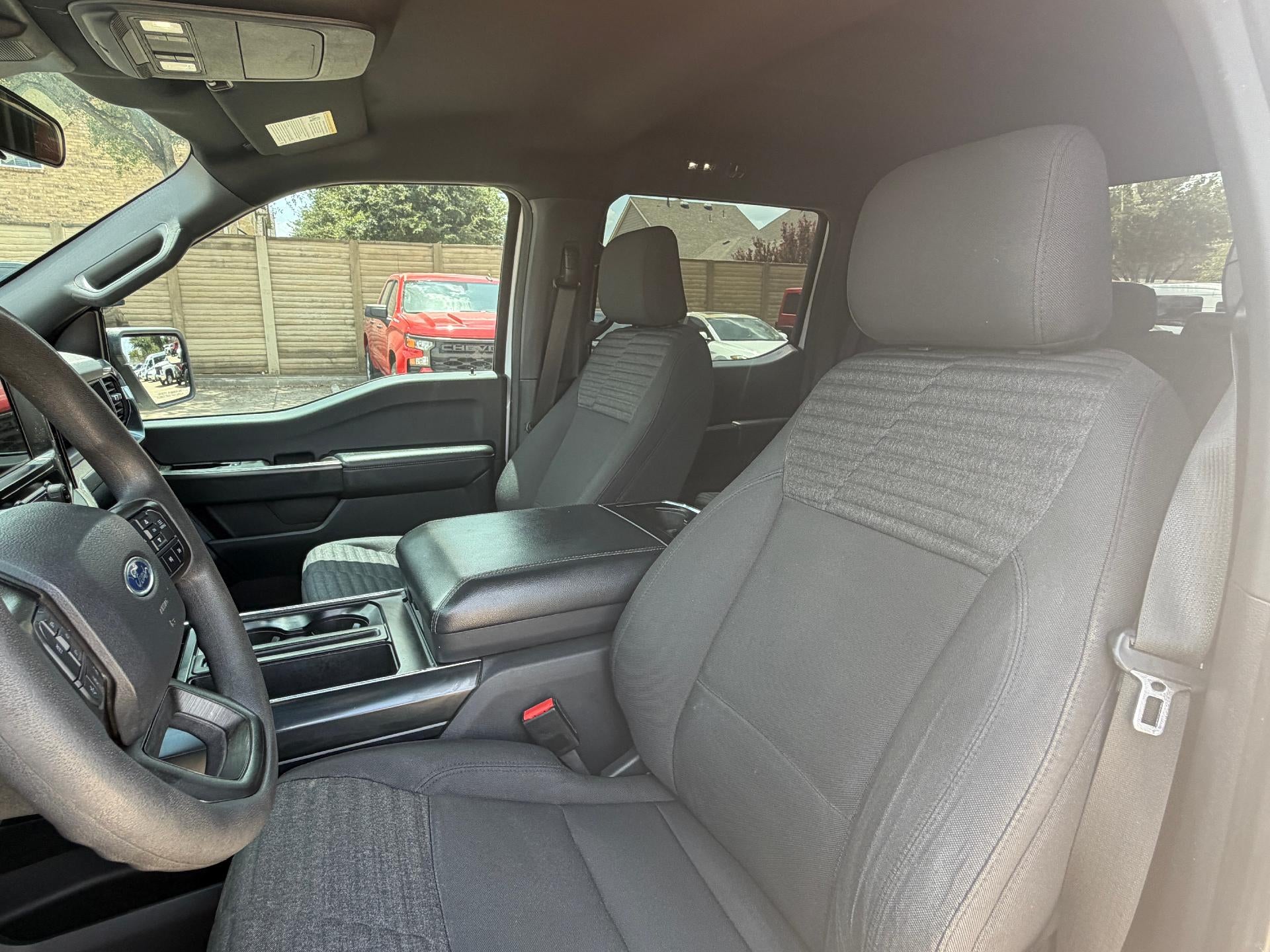 2023 Ford F-150 XL 4WD SuperCrew 5.5' Box