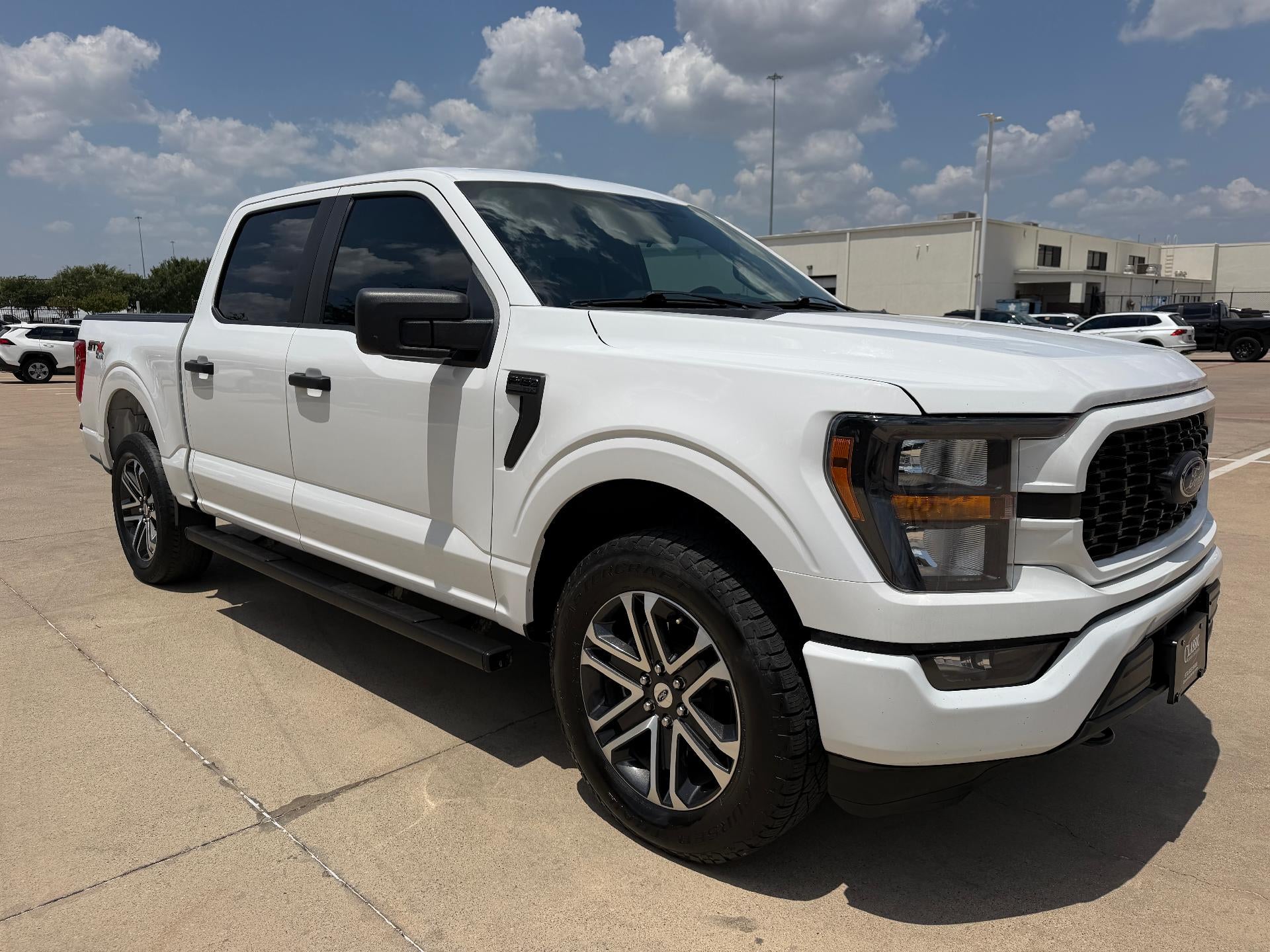 2023 Ford F-150 XL 4WD SuperCrew 5.5' Box