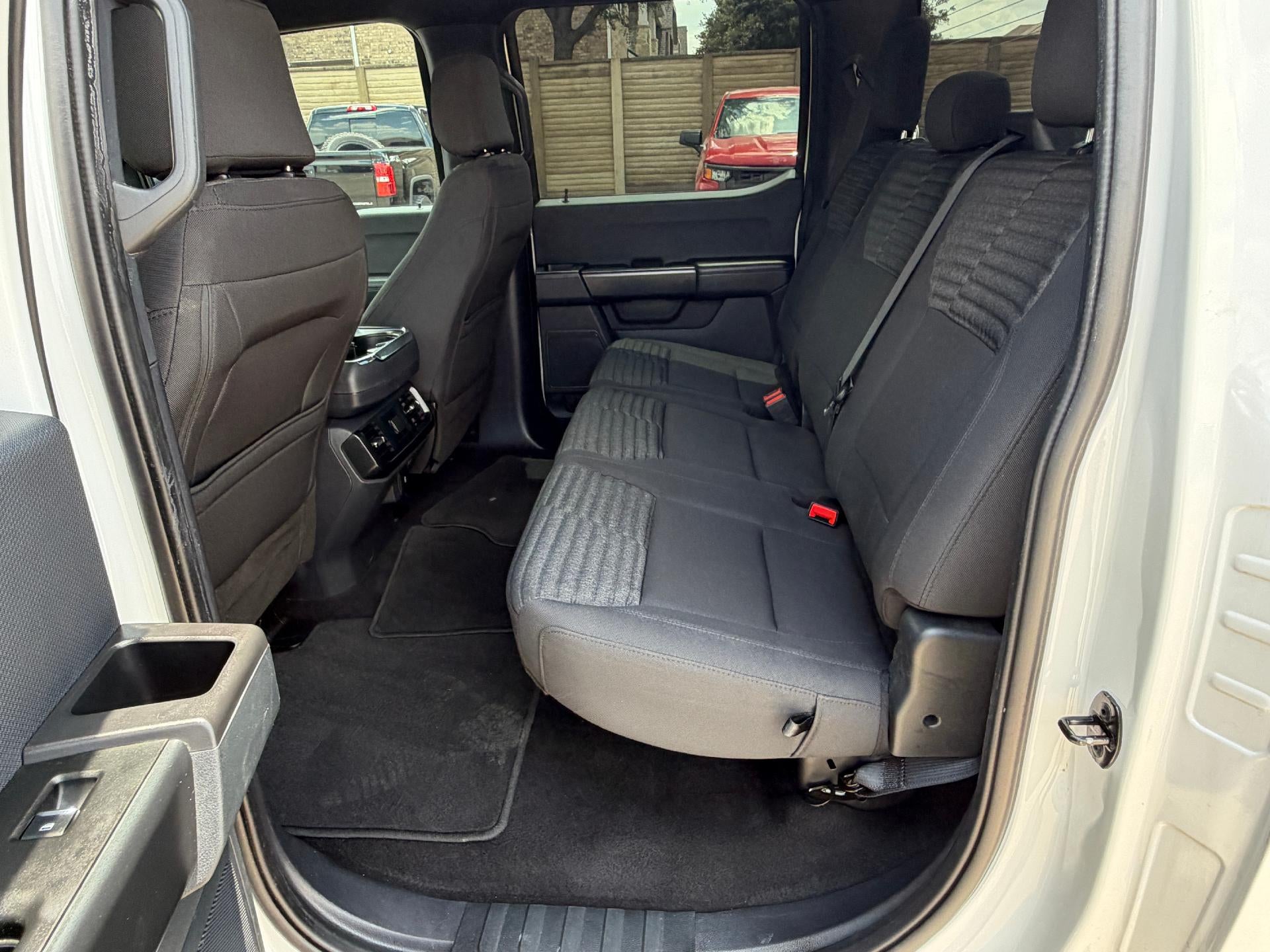 2023 Ford F-150 XL 4WD SuperCrew 5.5' Box