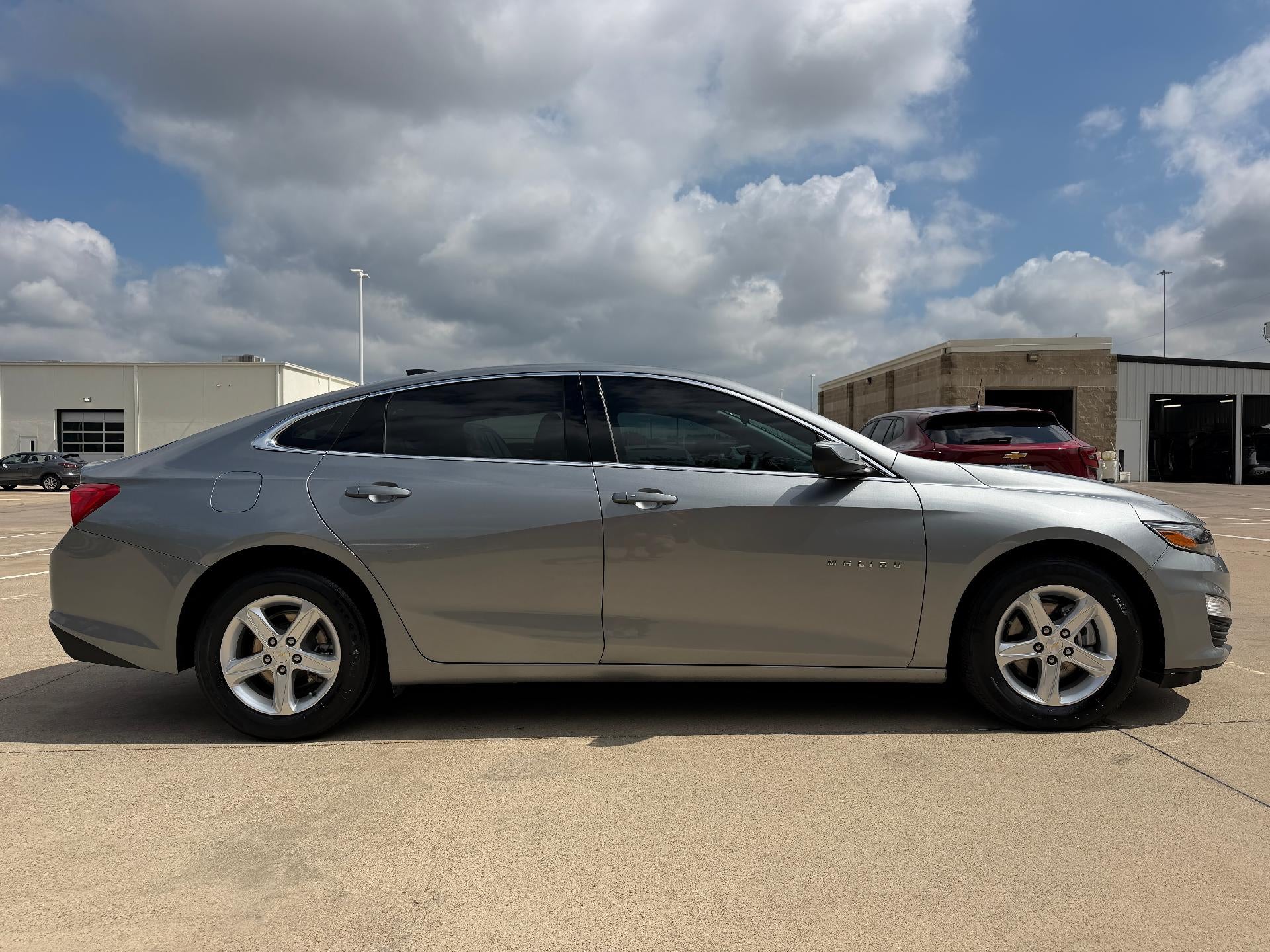 2024 Chevrolet Malibu LS