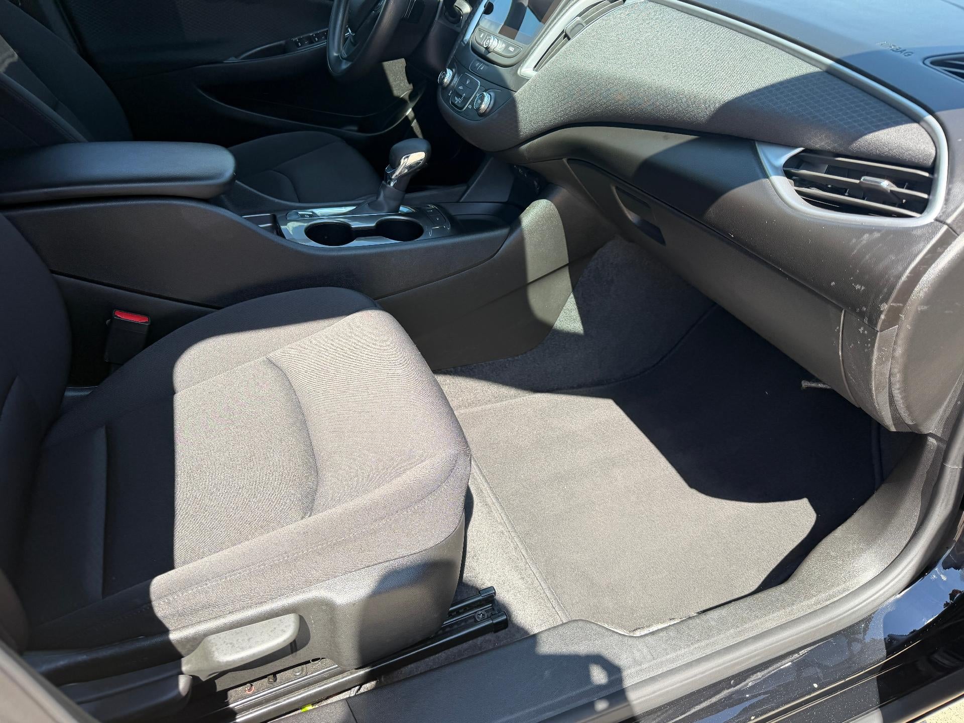 2024 Chevrolet Malibu LS