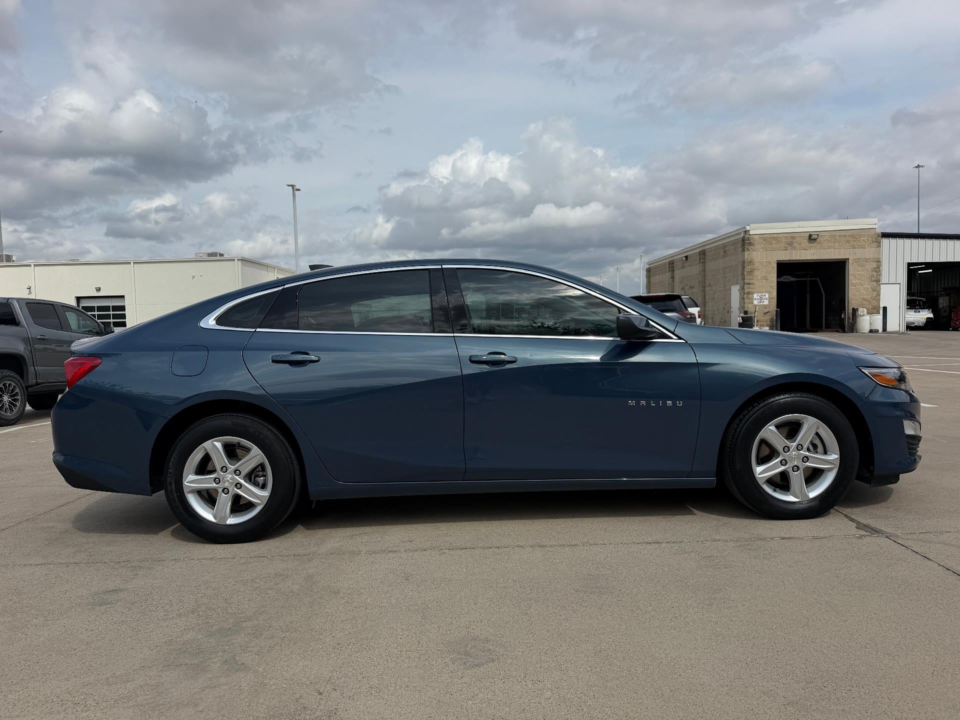 2024 Chevrolet Malibu LS