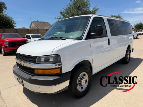 2015 Chevrolet Express Passenger 2500 Regular Wheelbase Rear-Wheel Drive 1LT