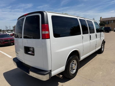 2015 Chevrolet Express Passenger 2500 Regular Wheelbase Rear-Wheel Drive 1LT