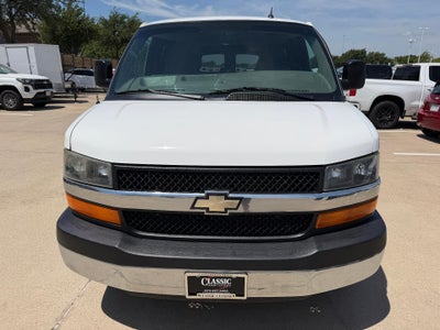 2015 Chevrolet Express Passenger 2500 Regular Wheelbase Rear-Wheel Drive 1LT