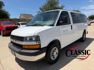 2015 Chevrolet Express Passenger 2500 Regular Wheelbase Rear-Wheel Drive 1LT