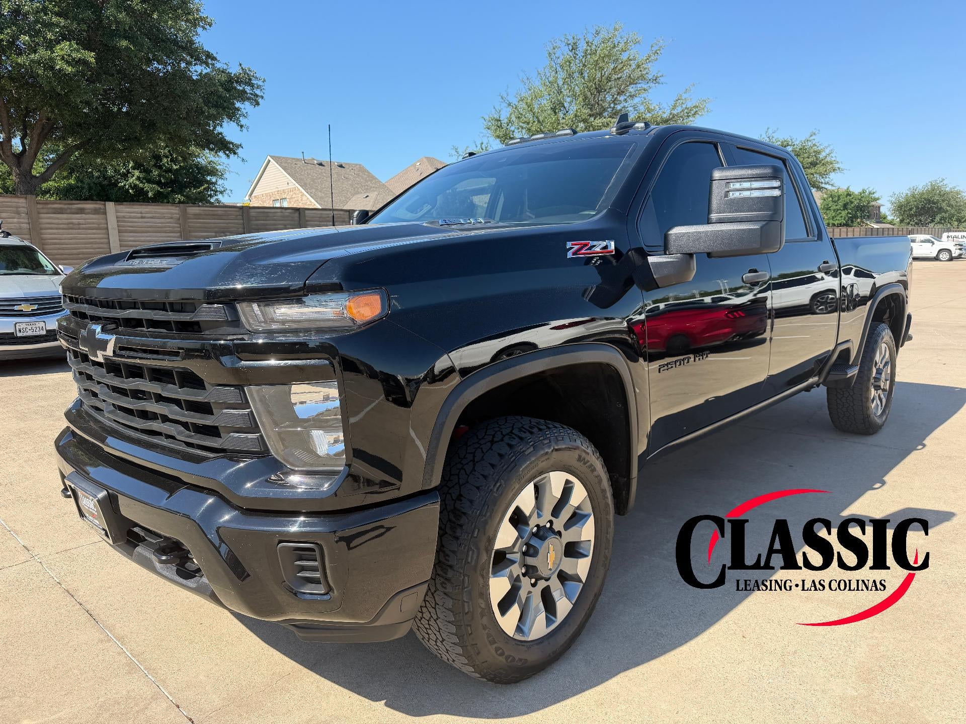 2024 Chevrolet Silverado 2500 HD Crew Cab Standard Box 4-Wheel Drive Custom