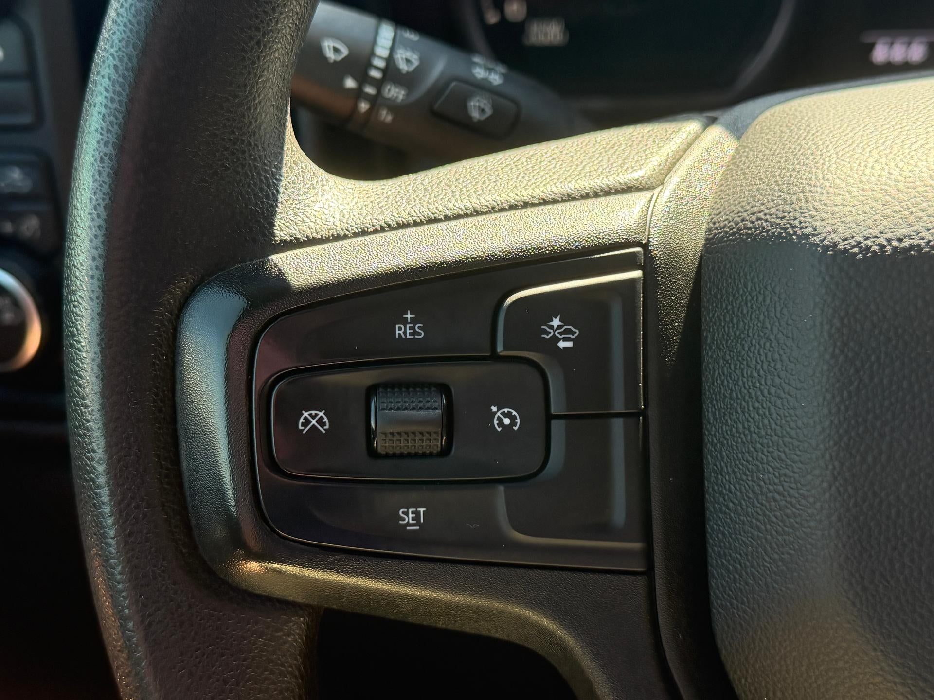 2024 Chevrolet Silverado 2500 HD Crew Cab Standard Box 4-Wheel Drive Custom