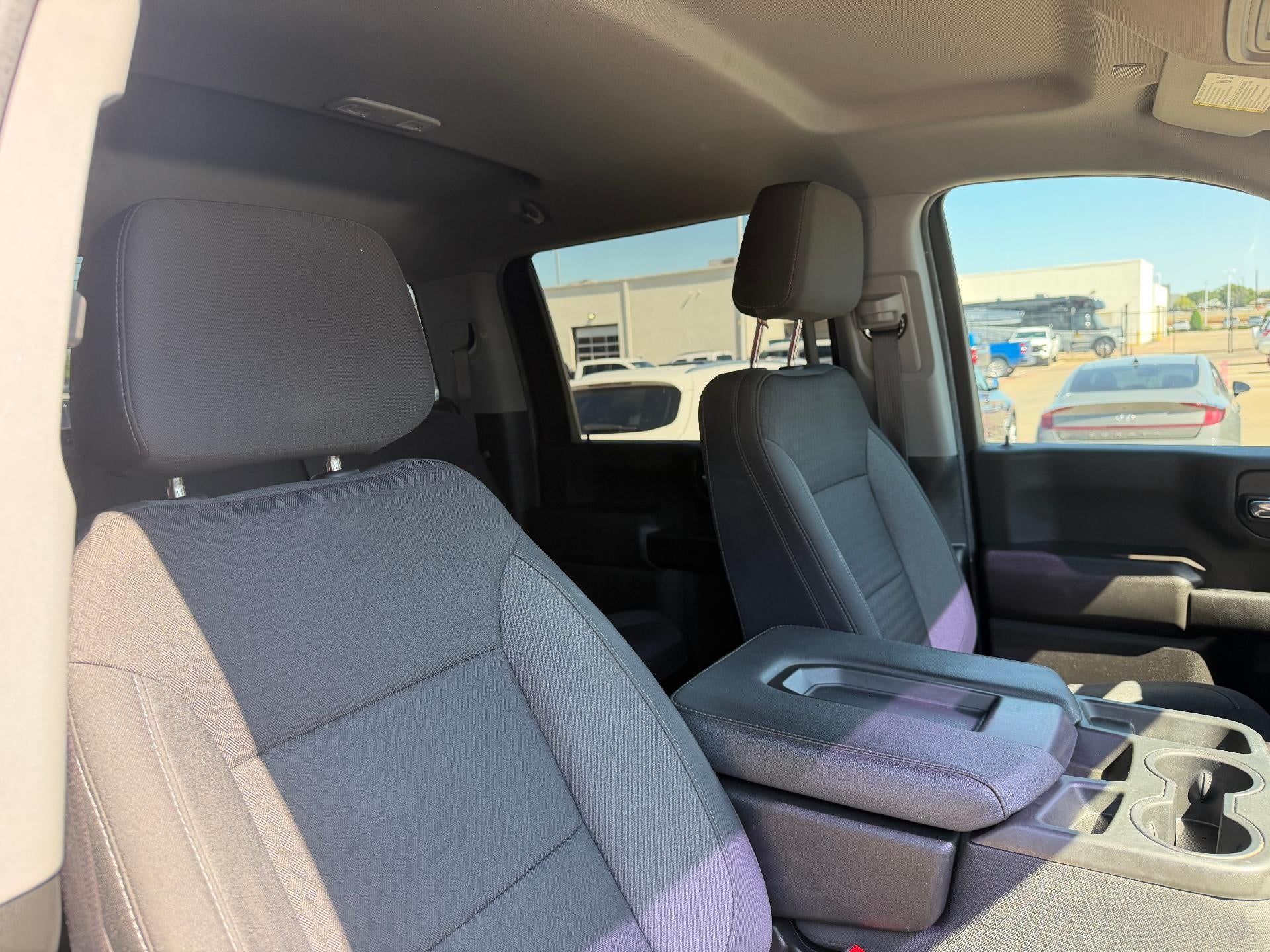 2024 Chevrolet Silverado 2500 HD Crew Cab Standard Box 4-Wheel Drive Custom