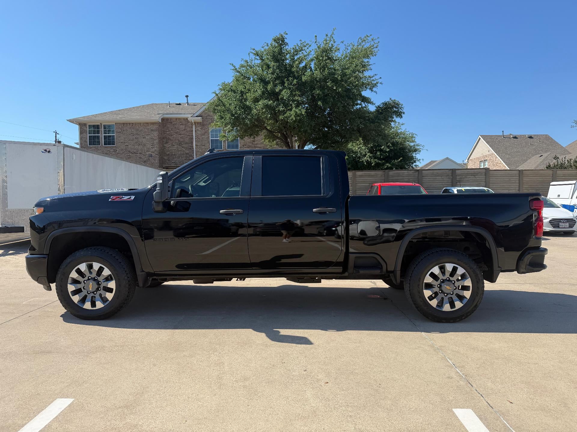 2024 Chevrolet Silverado 2500 HD Crew Cab Standard Box 4-Wheel Drive Custom