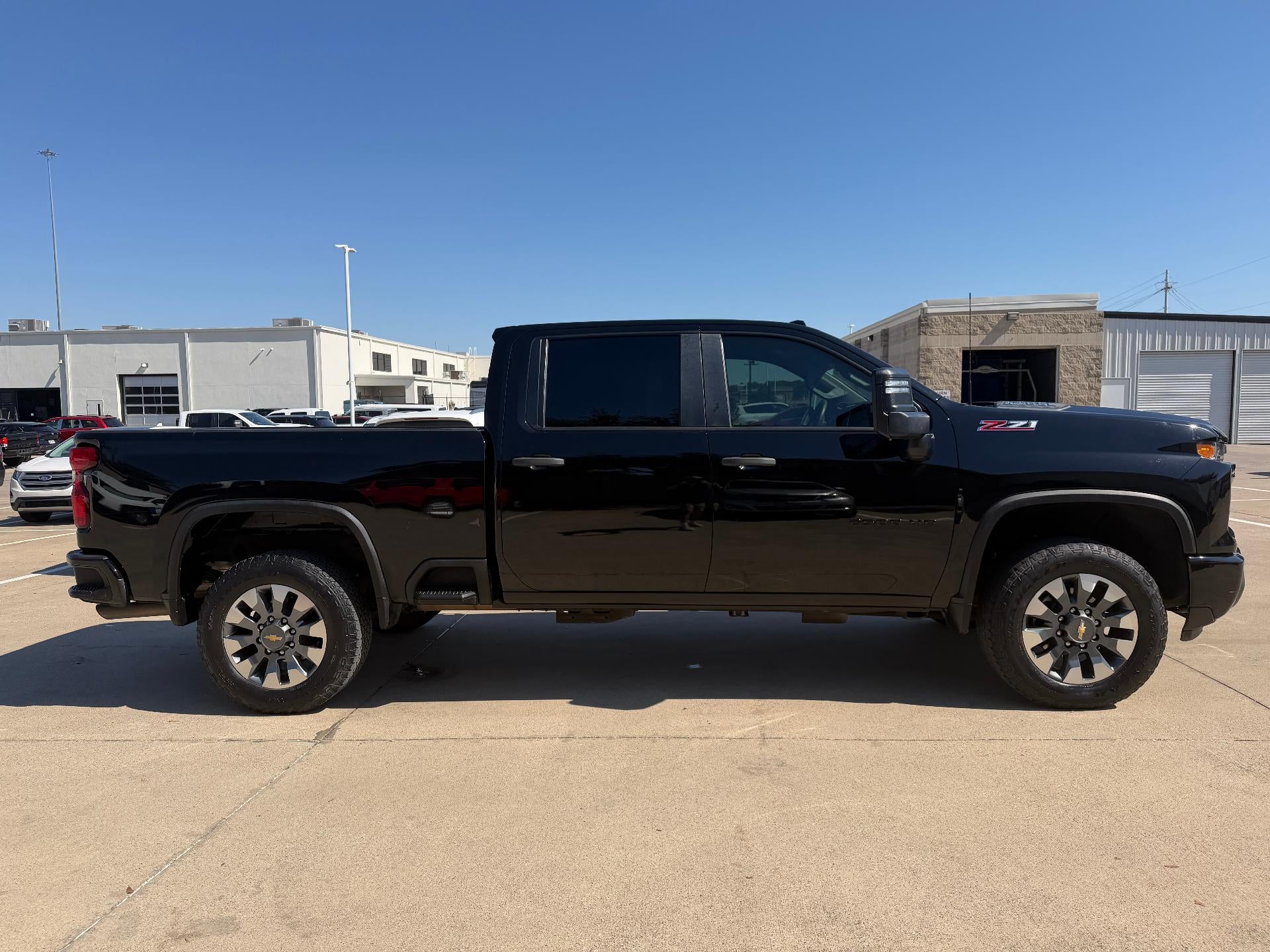 2024 Chevrolet Silverado 2500 HD Crew Cab Standard Box 4-Wheel Drive Custom