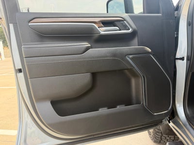 2024 Chevrolet Silverado 3500 HD Crew Cab Standard Box 4-Wheel Drive LT
