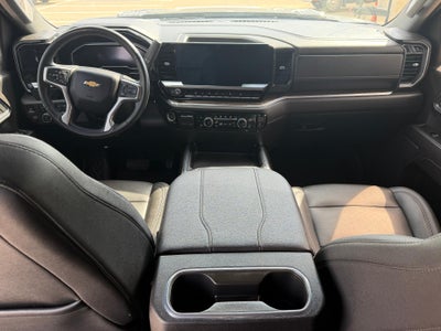 2024 Chevrolet Silverado 3500 HD Crew Cab Standard Box 4-Wheel Drive LT