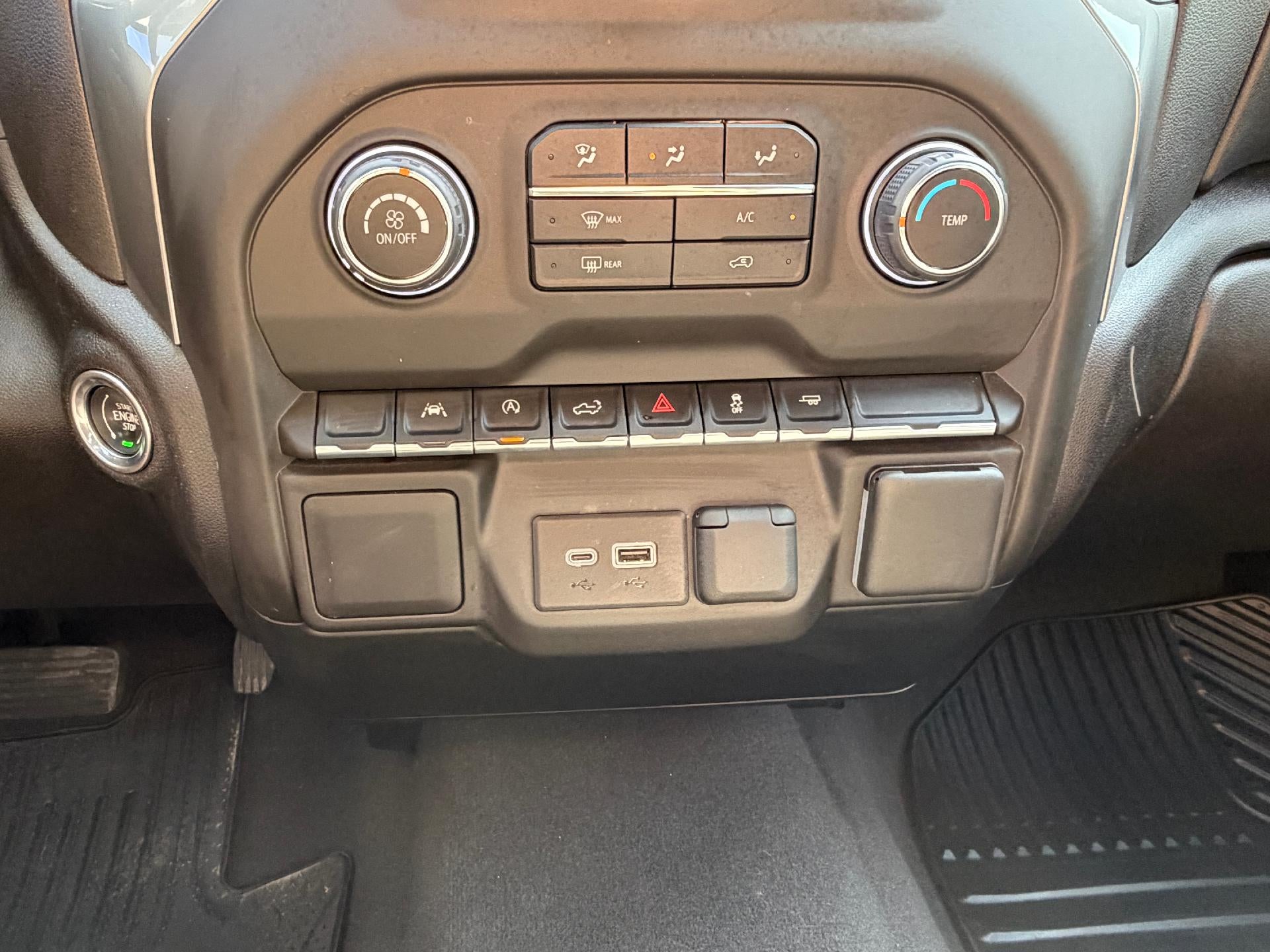 2024 Chevrolet Silverado 1500 Crew Cab Short Box 2-Wheel Drive Custom