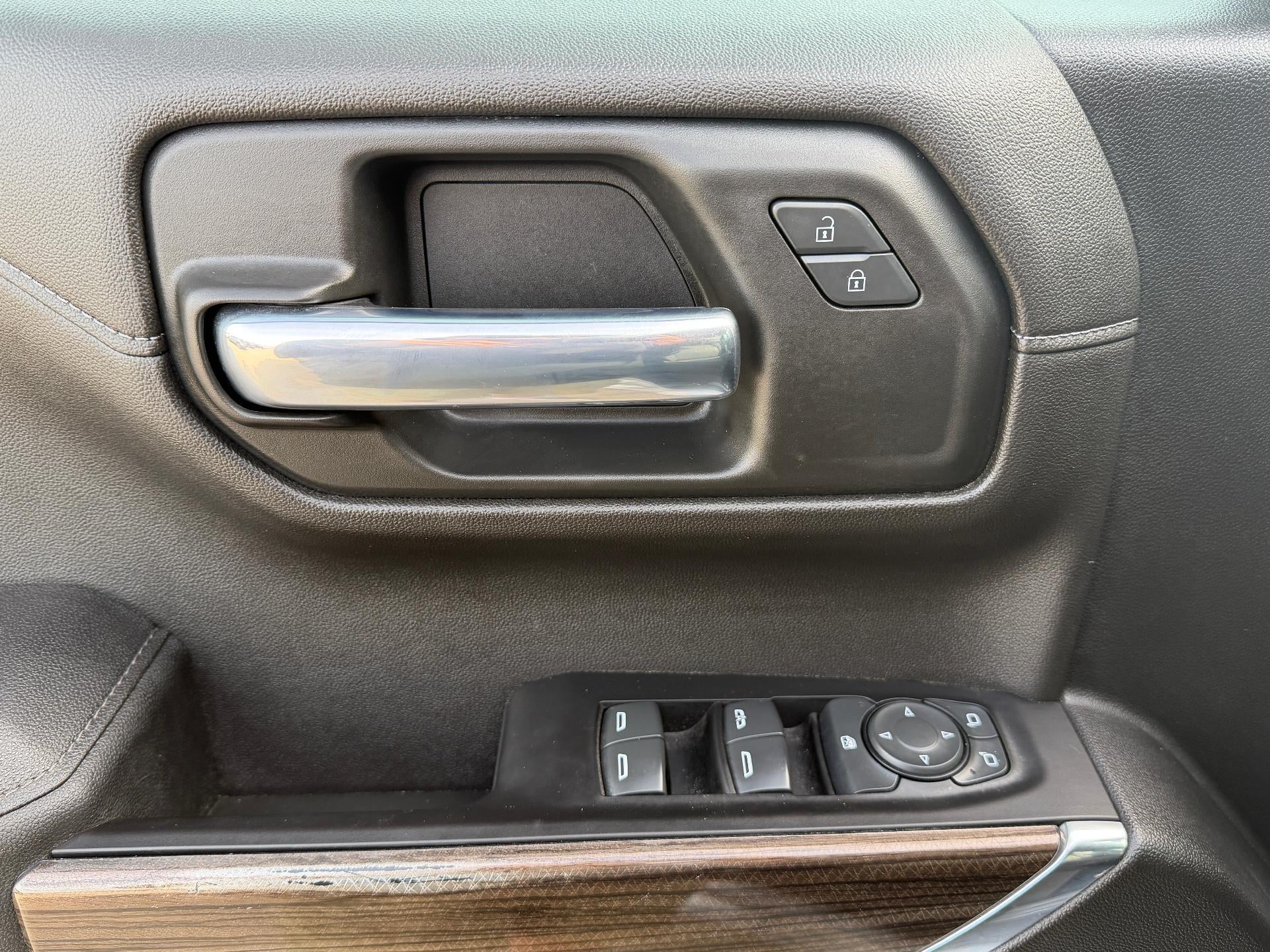 2022 Chevrolet Silverado 1500 LTD Crew Cab Short Box 4-Wheel Drive RST