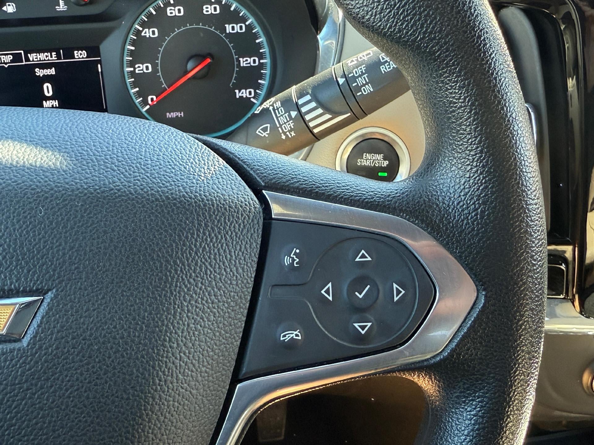 2023 Chevrolet Traverse FWD 1LS