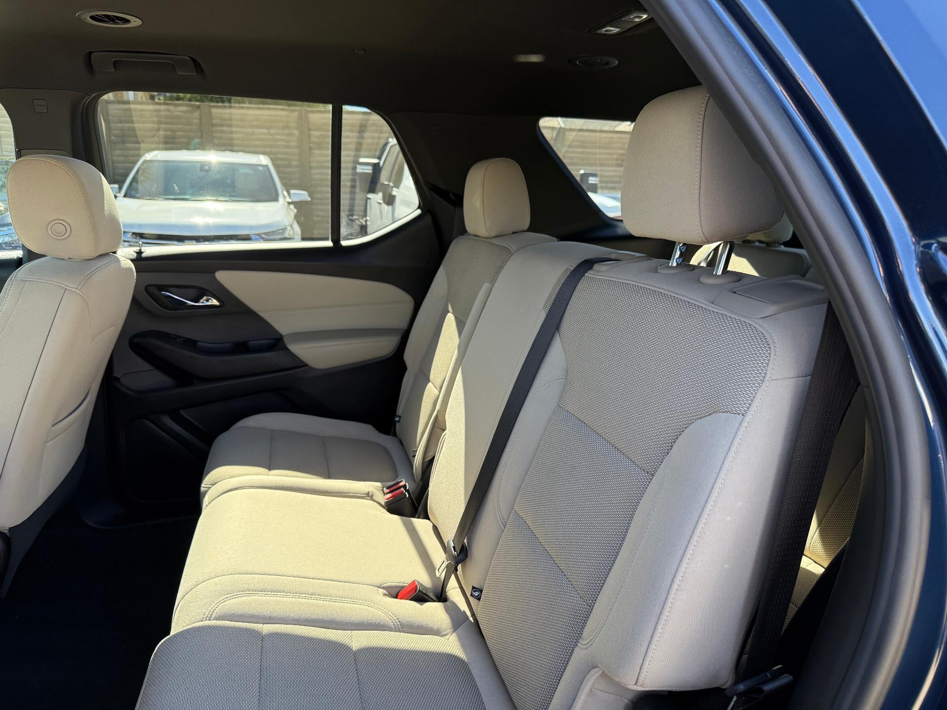 2023 Chevrolet Traverse FWD 1LS