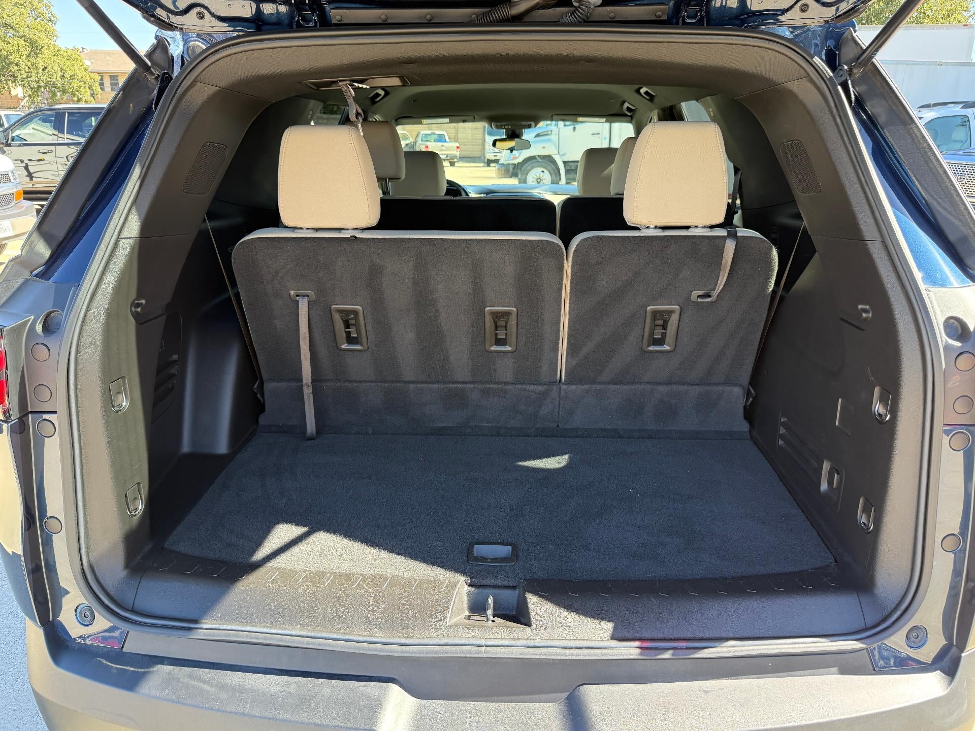 2023 Chevrolet Traverse FWD 1LS