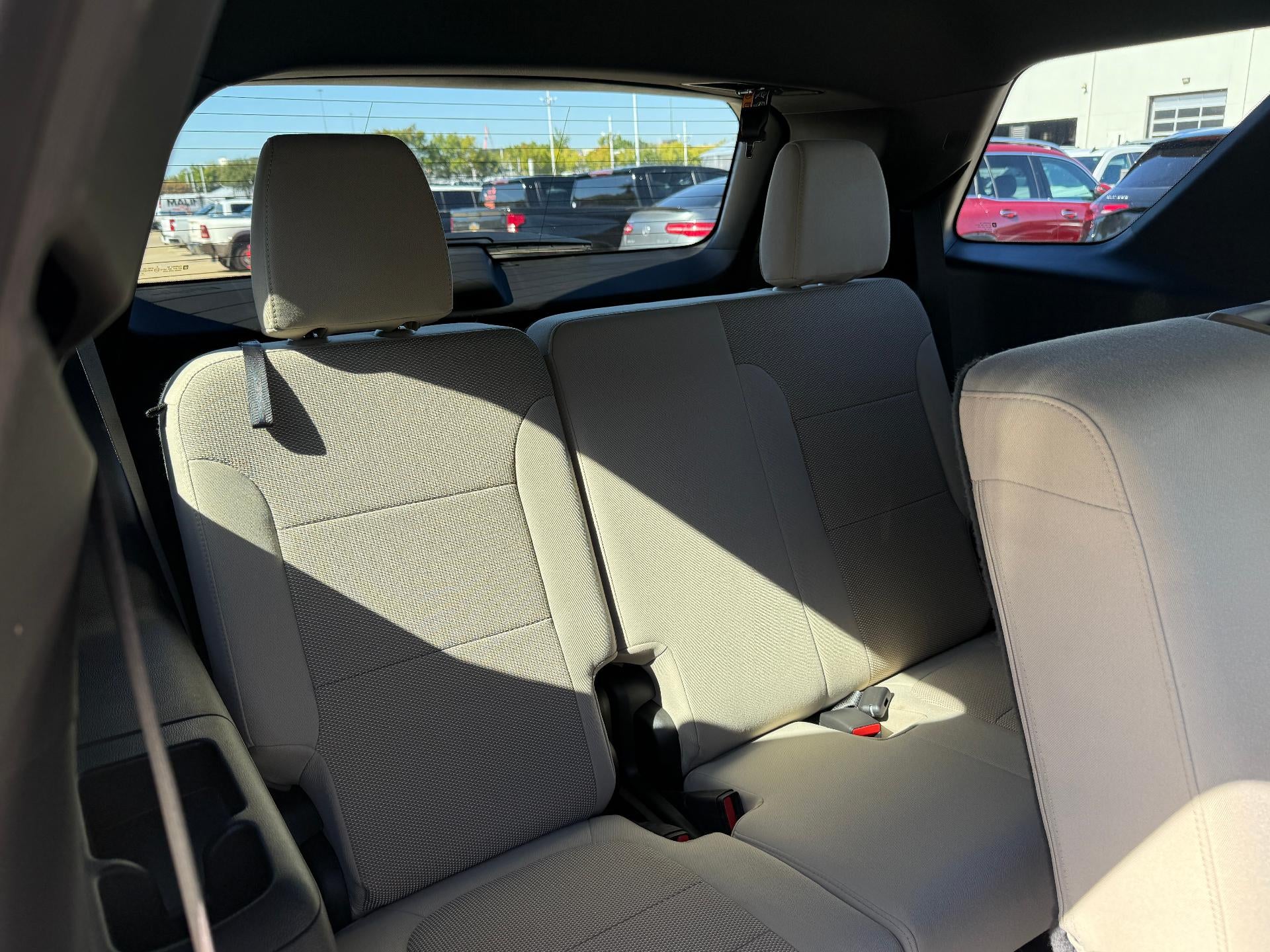 2023 Chevrolet Traverse FWD 1LS