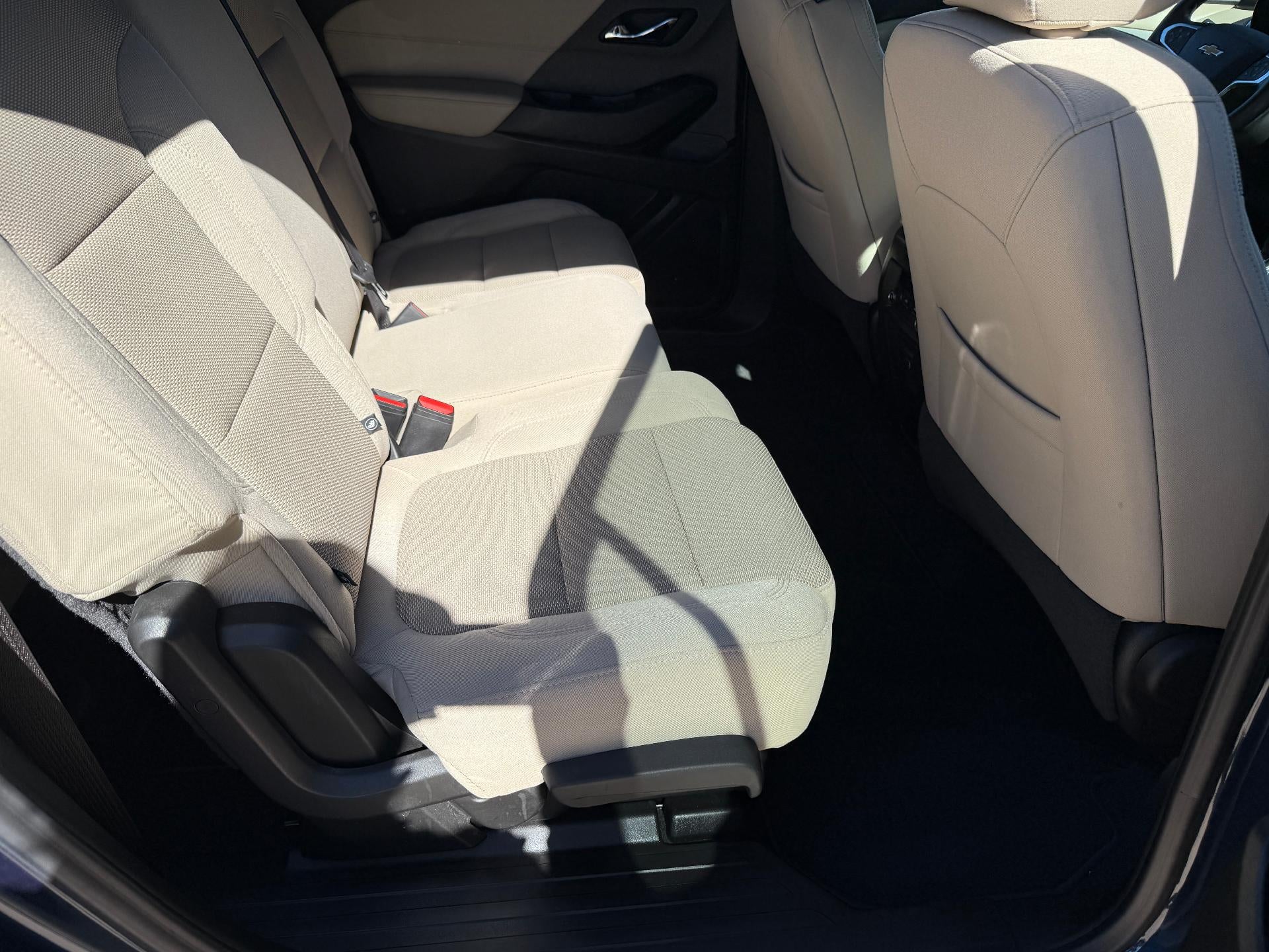 2023 Chevrolet Traverse FWD 1LS