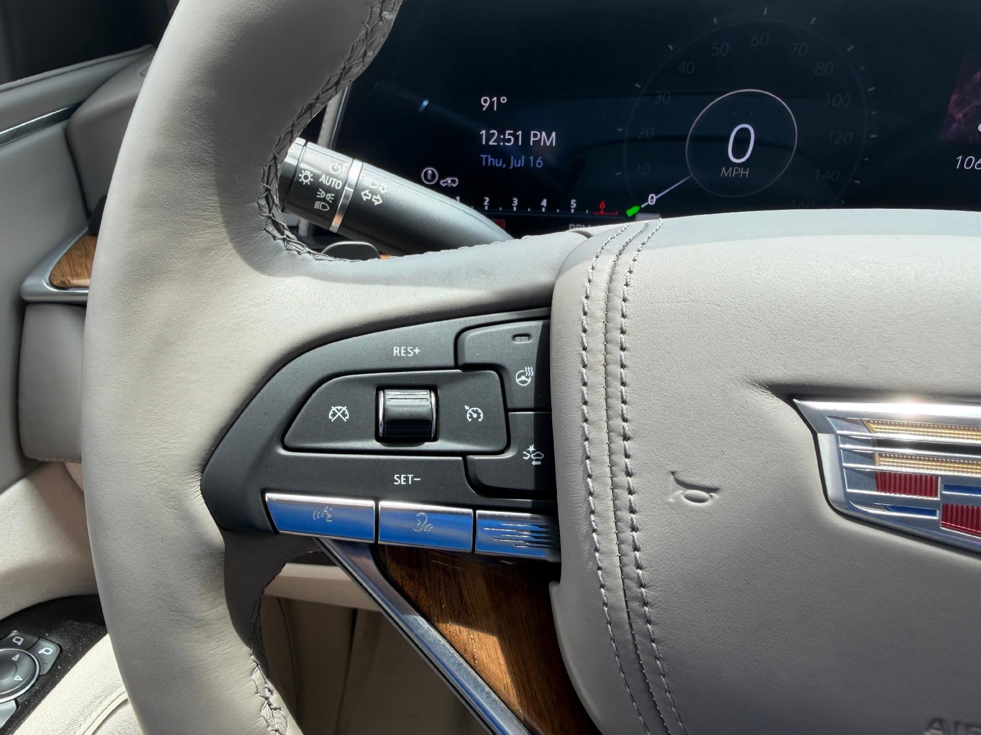 2022 Cadillac Escalade 4WD Sport Platinum