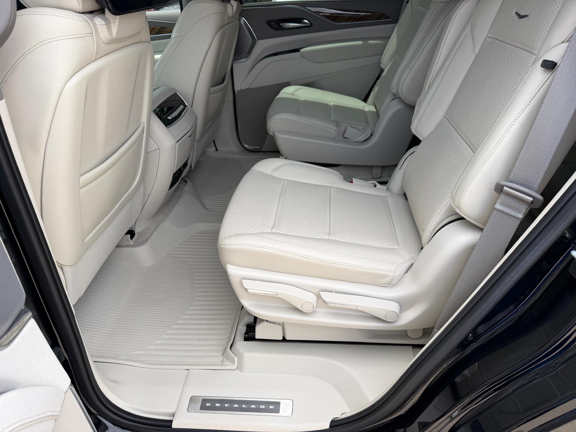 2022 Cadillac Escalade 4WD Sport Platinum
