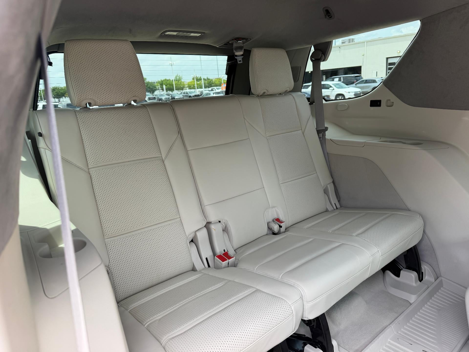 2022 Cadillac Escalade 4WD Sport Platinum