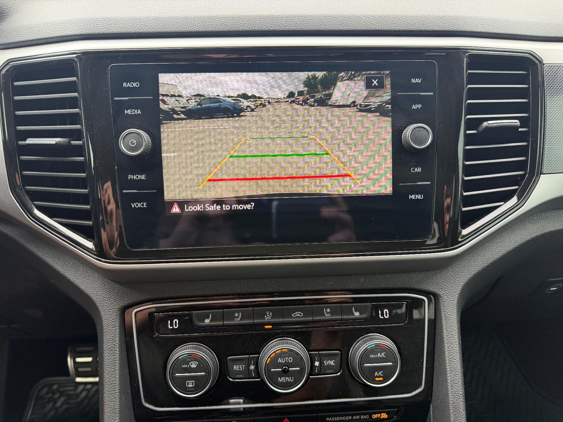 2023 Volkswagen Atlas 3.6L V6 SEL Premium R-Line 4MOTION